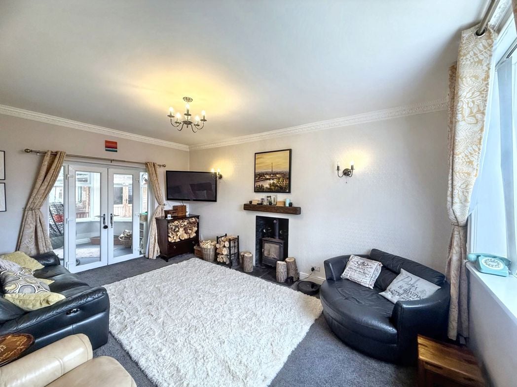 Property image 3 of 27