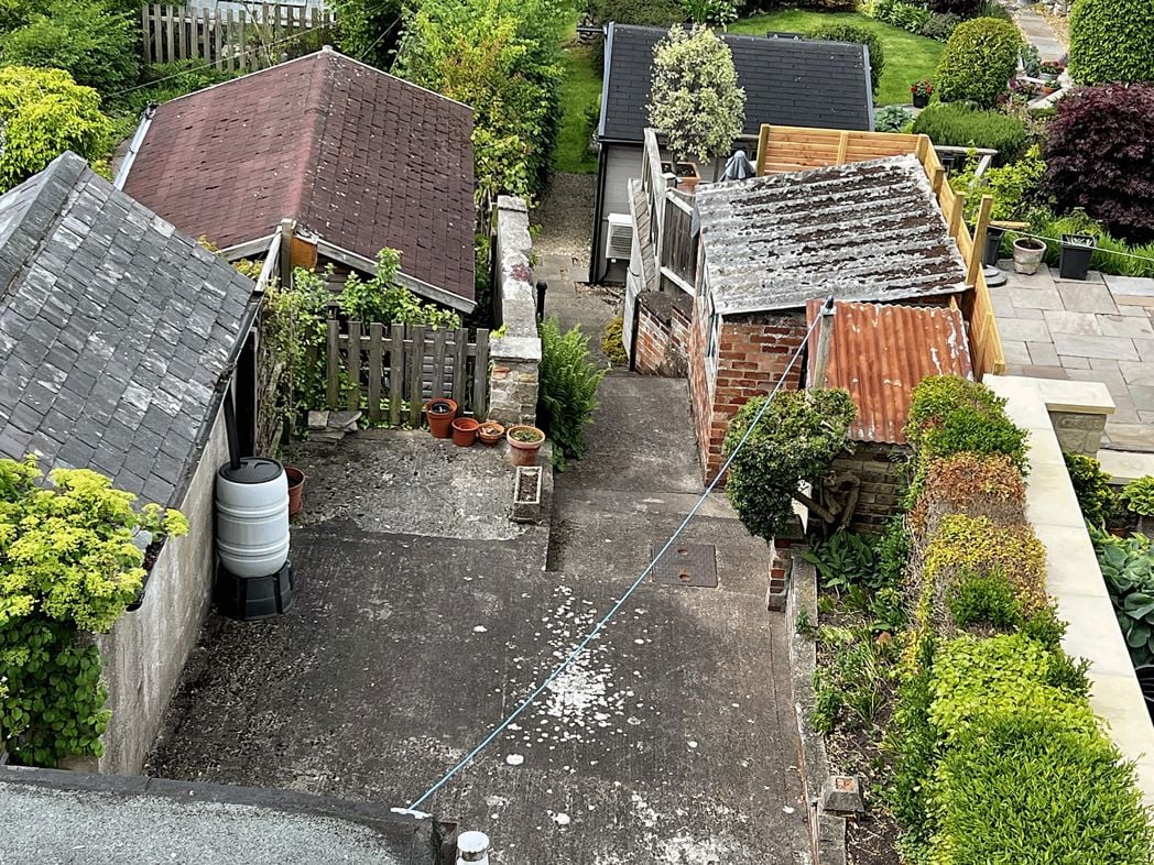 Property image 25 of 28
