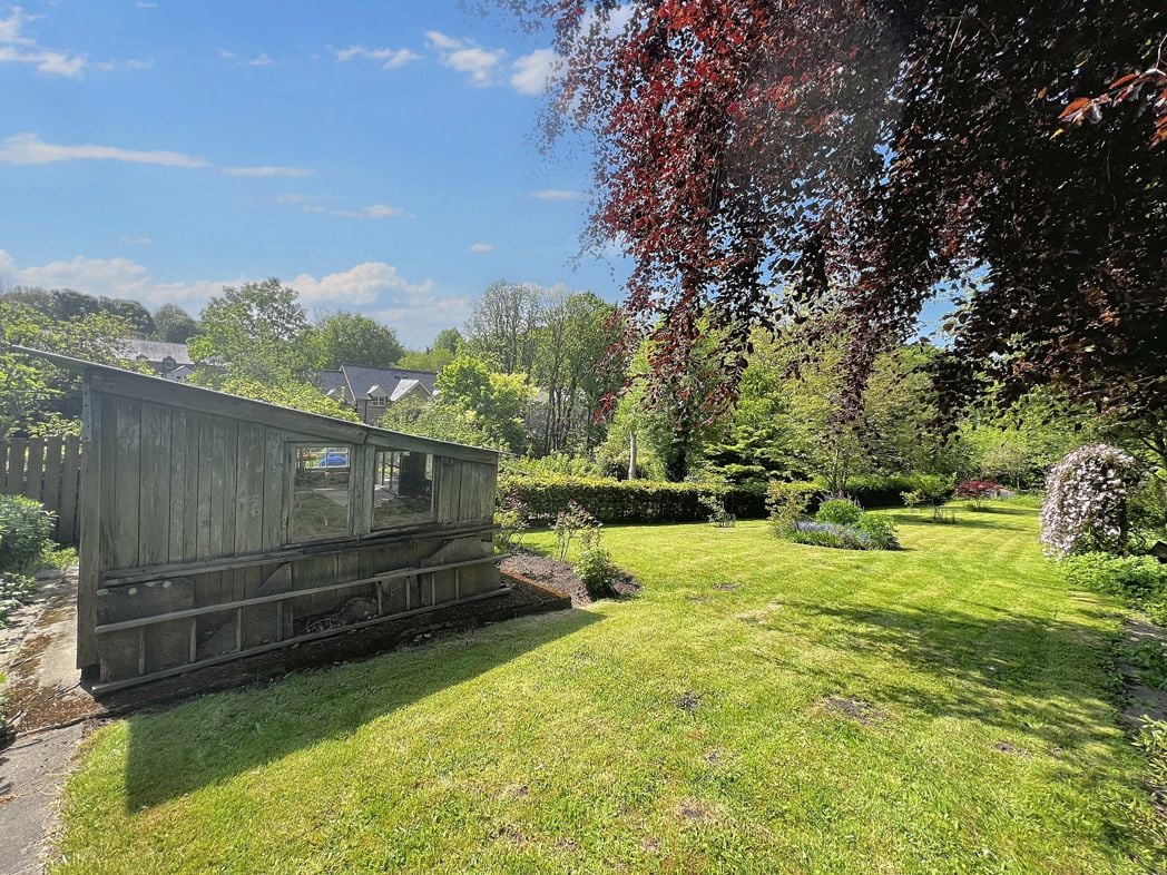 Property image 23 of 28