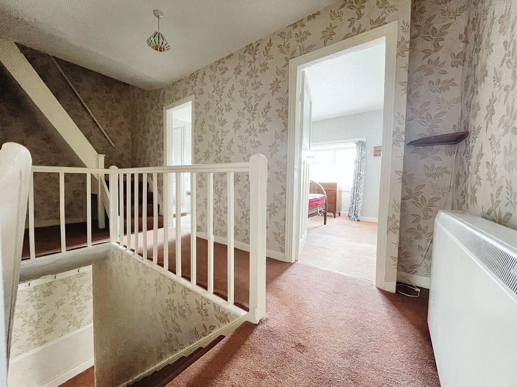 Property image 12 of 28