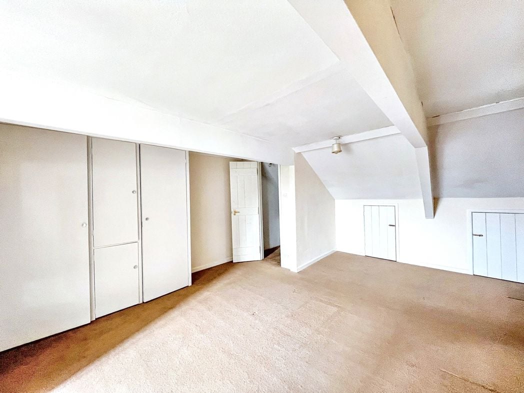 Property image 19 of 28