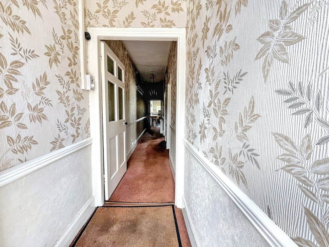 Property image 6 of 28