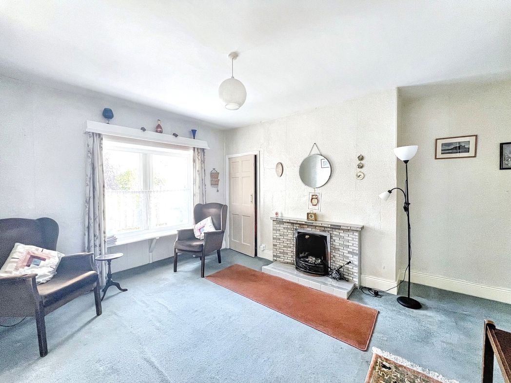Property image 11 of 28