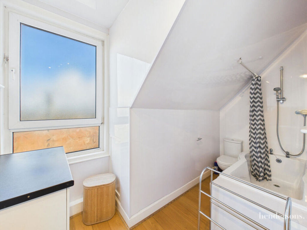Property image 12 of 13
