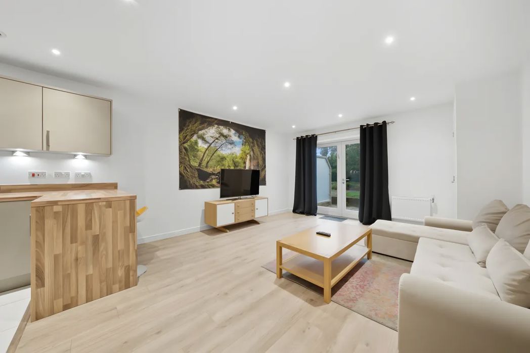 Property image 1 of 16