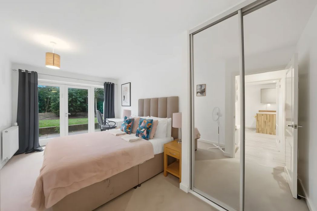 Property image 10 of 16