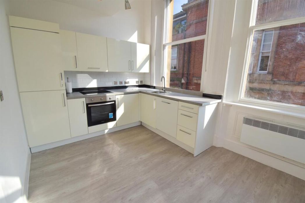 Property image 3 of 12