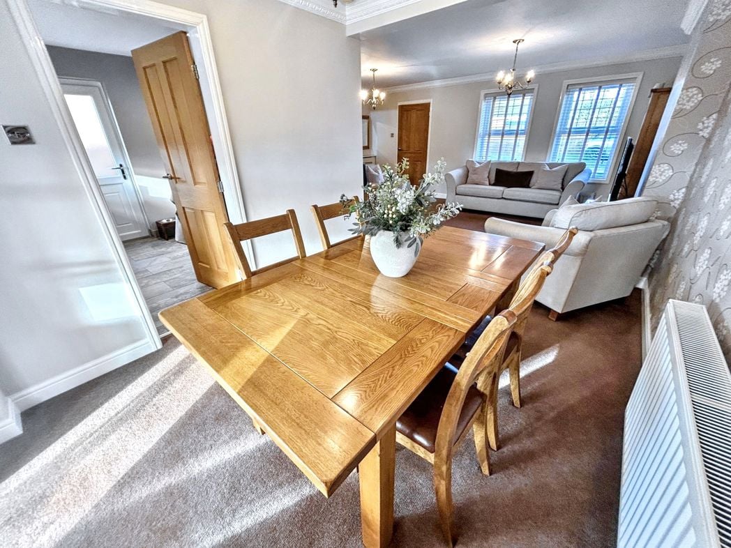 Property image 3 of 24