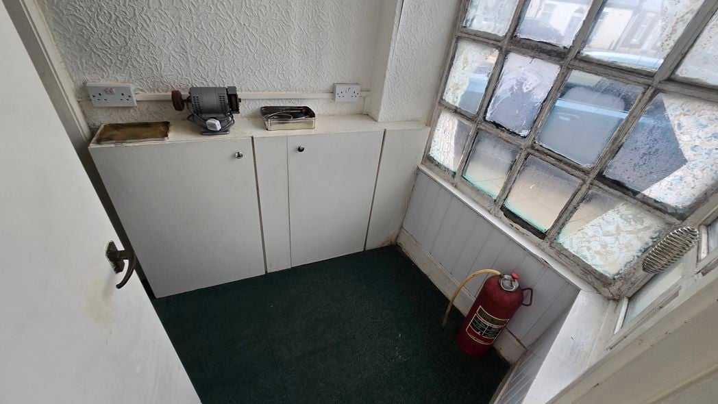 Property image 2 of 13