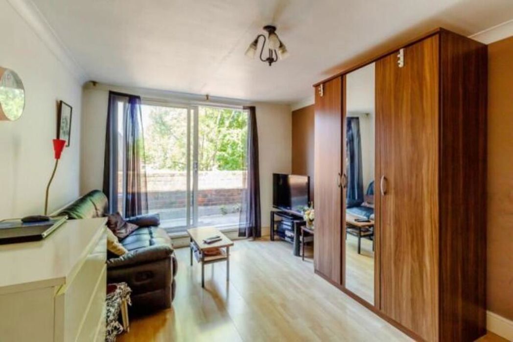 Property image 4 of 9