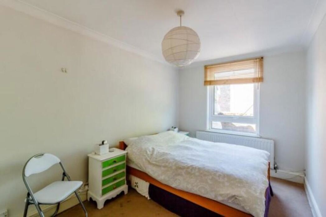 Property image 5 of 9