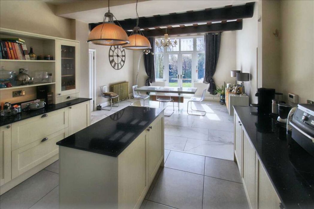 136, Nottingham, Nottinghamshire, NG5 3HU