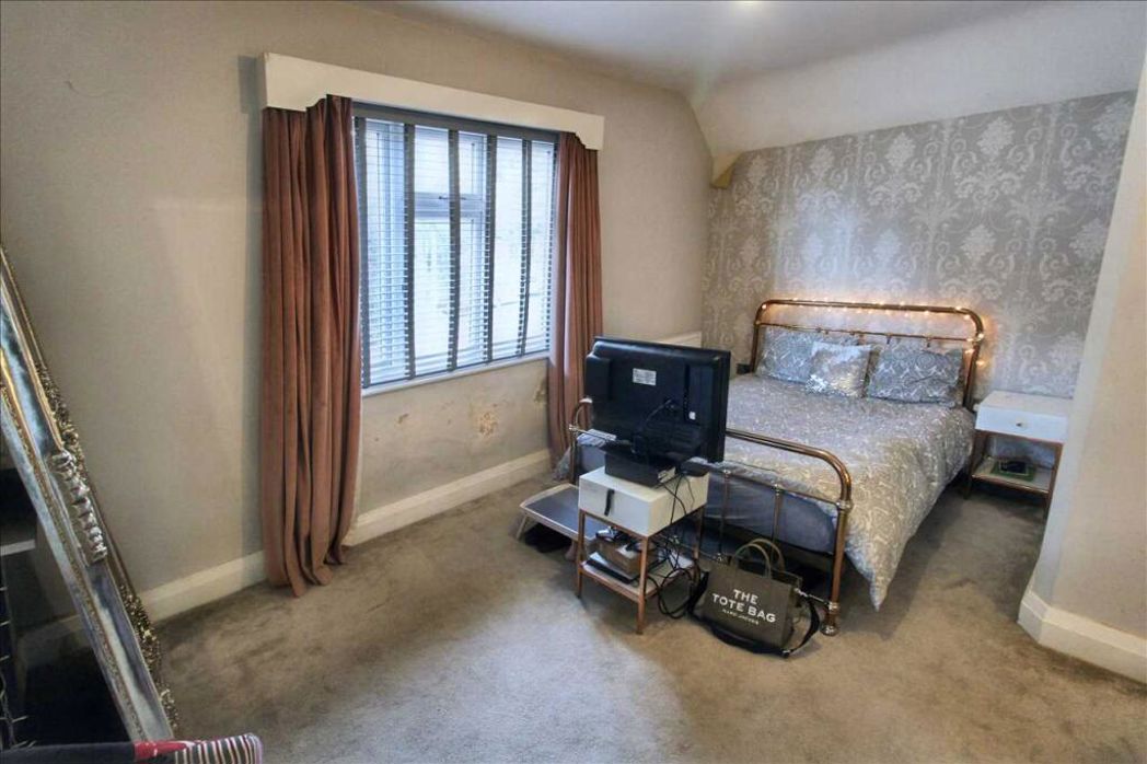136, Nottingham, Nottinghamshire, NG5 3HU