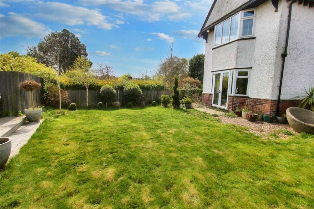 136, Nottingham, Nottinghamshire, NG5 3HU