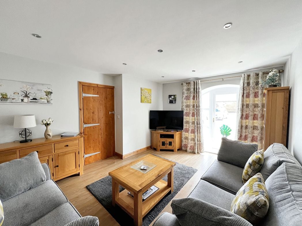 Property image 5 of 14