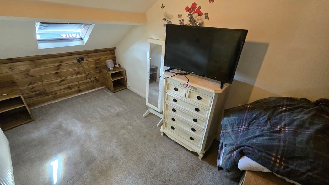 Property image 9 of 15