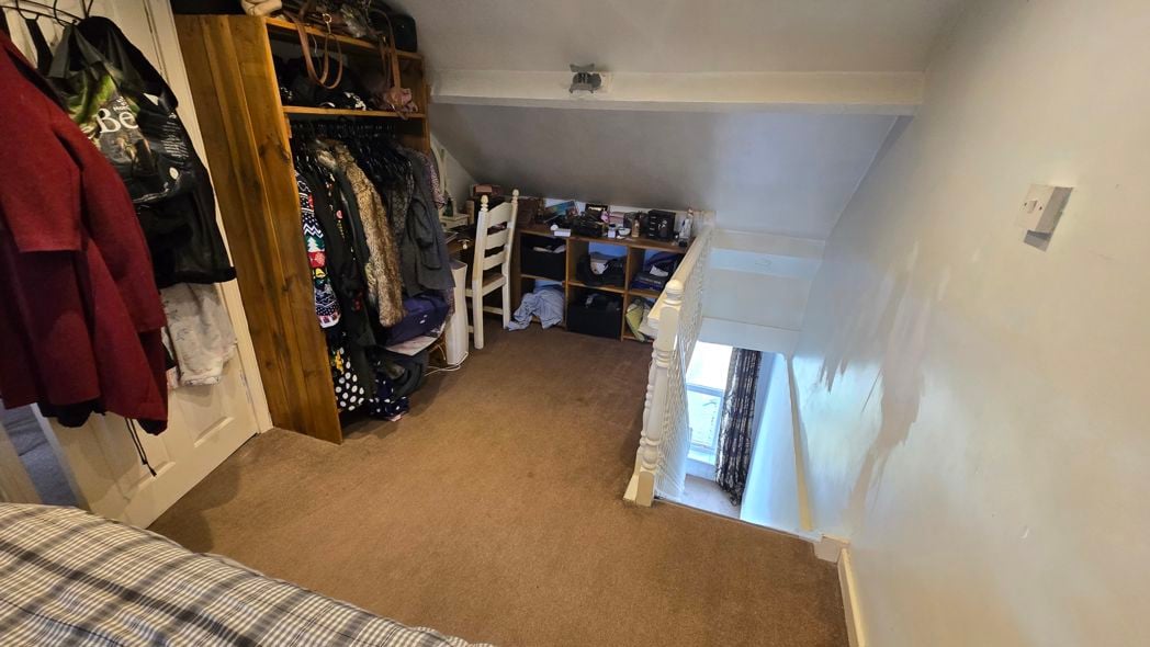 Property image 8 of 15