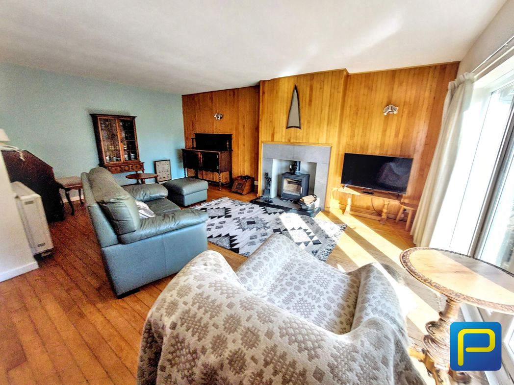 Property image 13 of 28