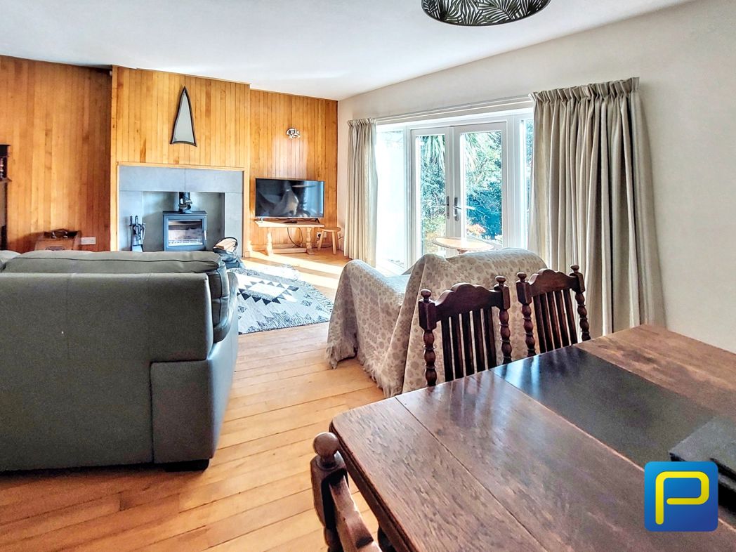 Property image 10 of 28