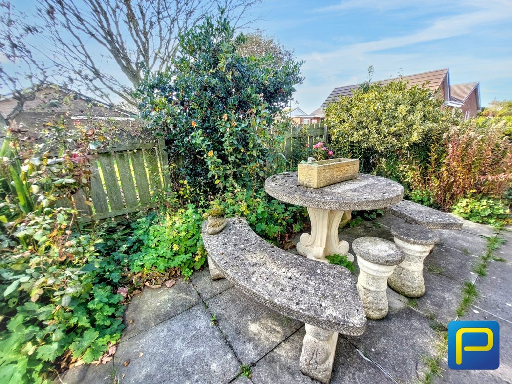 Property image 27 of 28