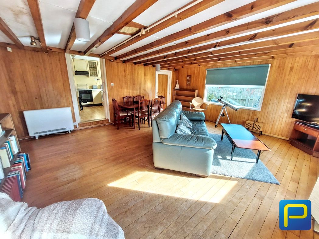 Property image 21 of 28