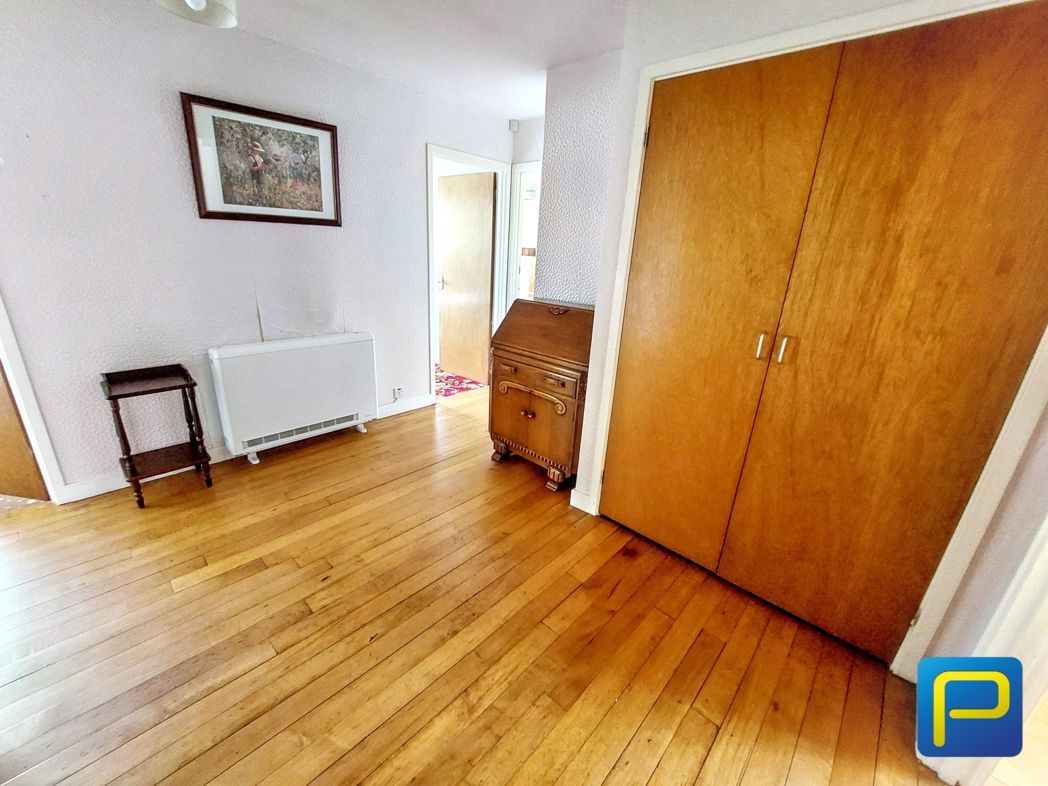 Property image 6 of 28