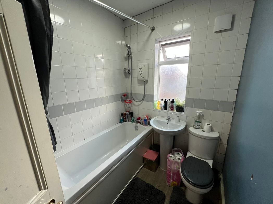 Property image 4 of 8