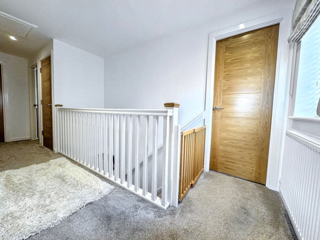 Property image 16 of 30