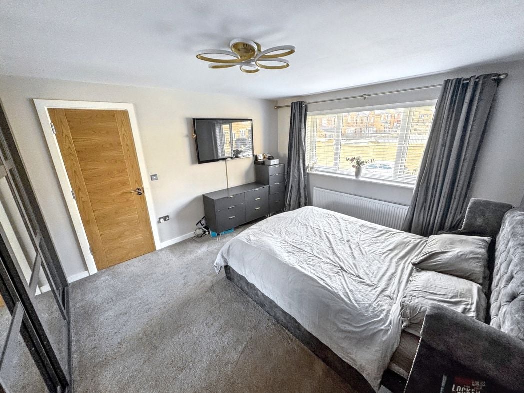 Property image 18 of 30