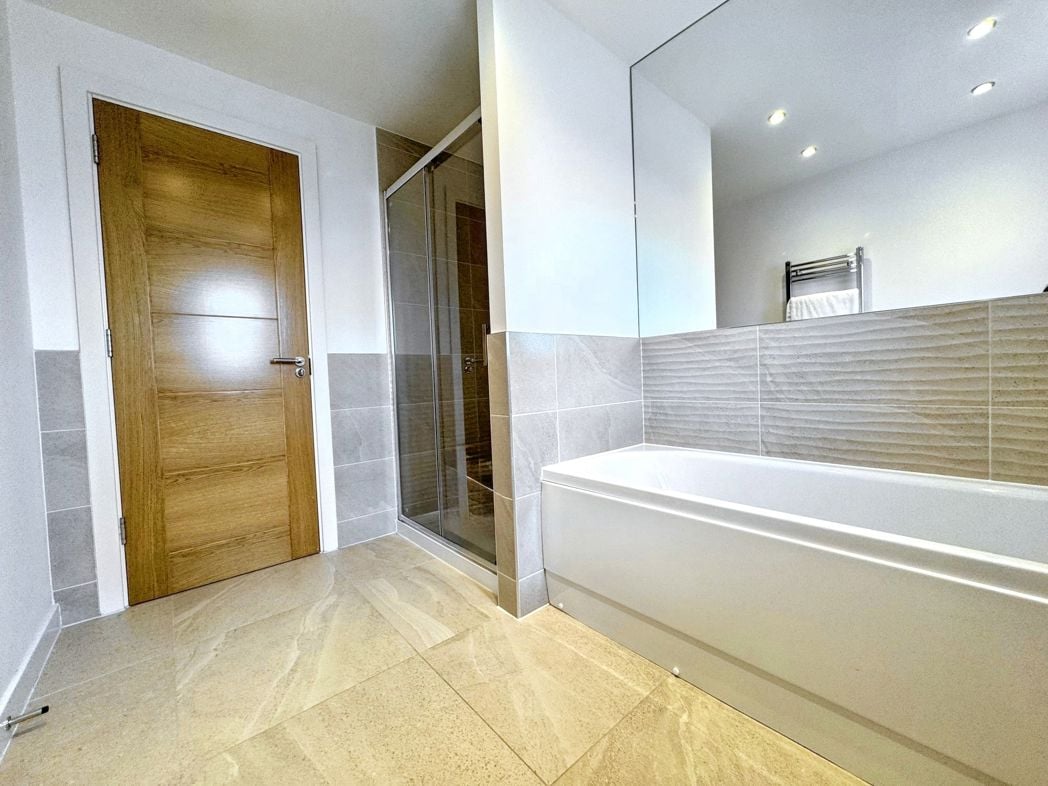 Property image 27 of 30