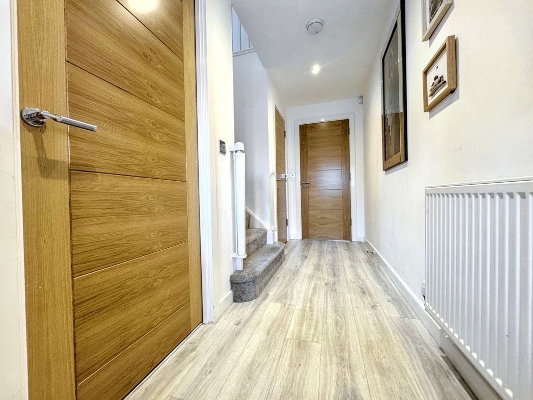 Property image 4 of 30