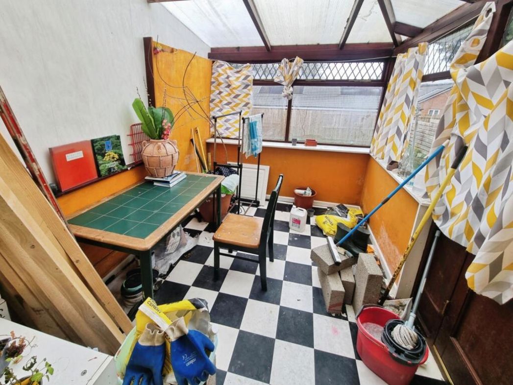 Property image 5 of 11