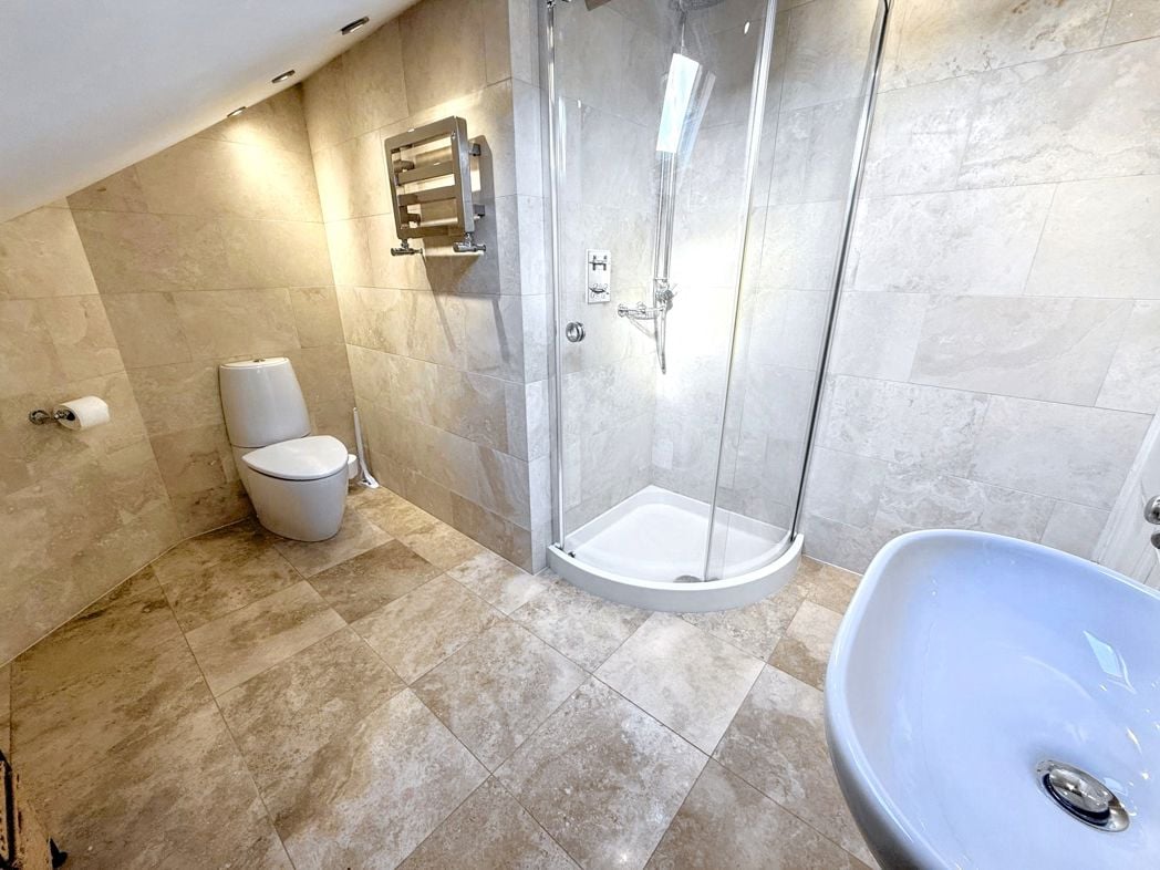 Property image 39 of 43