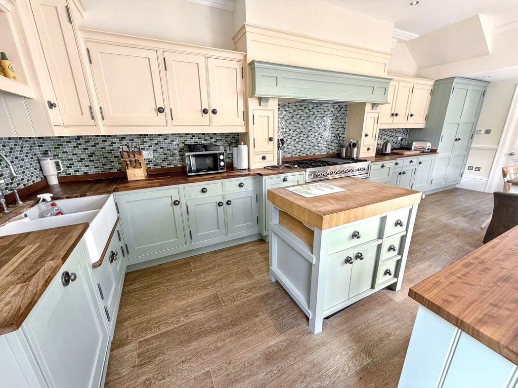 Property image 15 of 43
