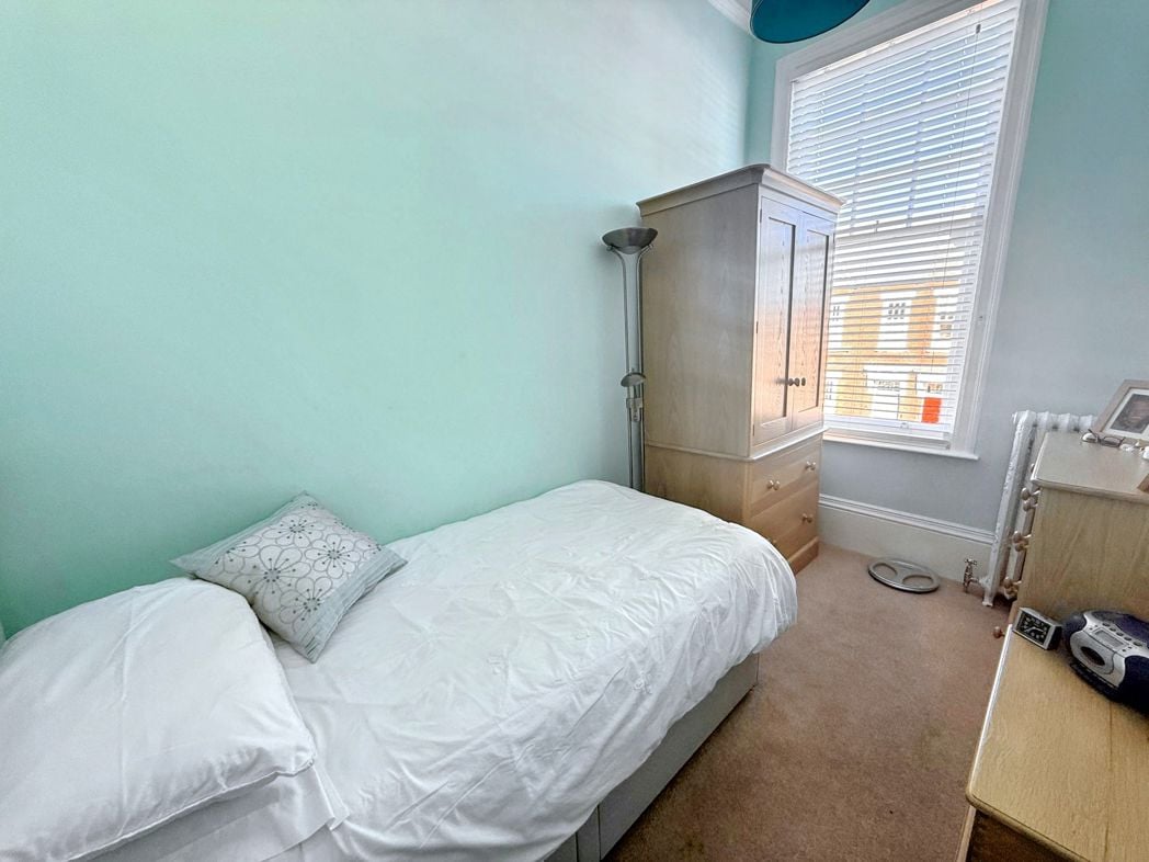 Property image 29 of 43