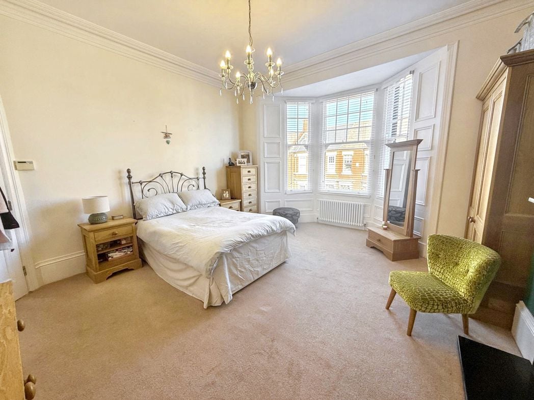 Property image 21 of 43