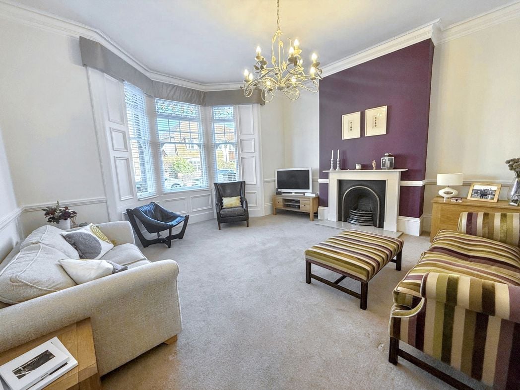 Property image 5 of 43