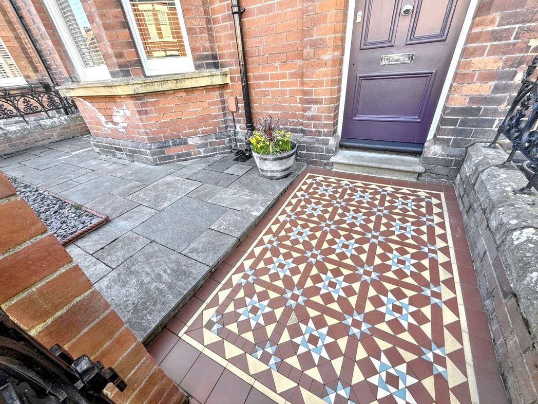 Property image 4 of 43