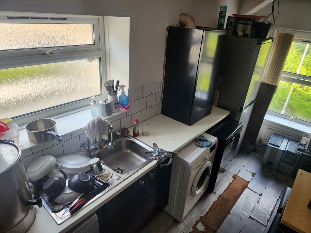 Lighthouse Inn, 505, Oldham, Greater Manchester, OL4 3AF