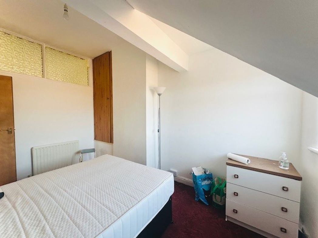 Property image 10 of 59