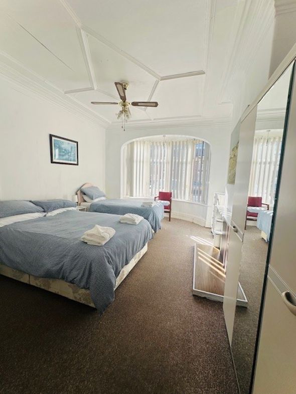 Property image 12 of 59
