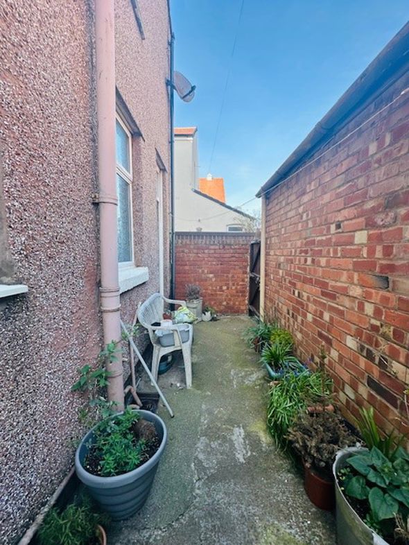 Property image 14 of 59