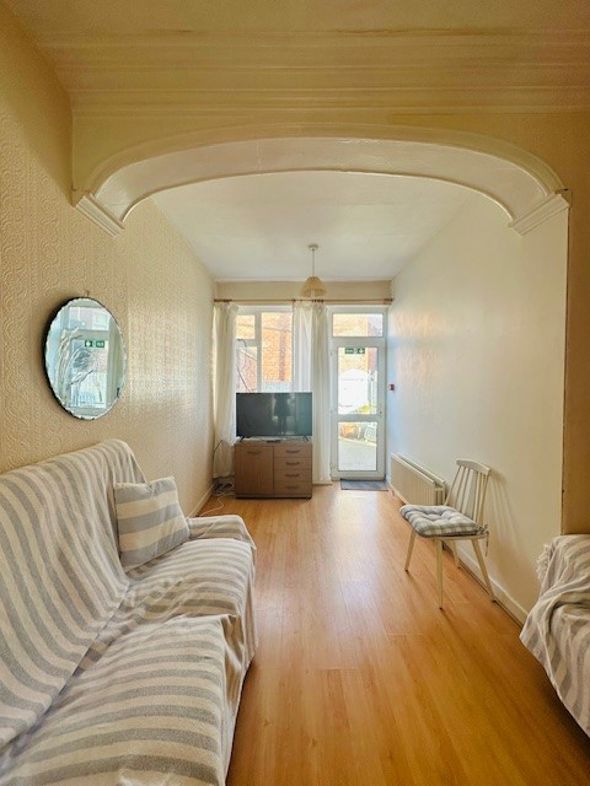 Property image 15 of 59