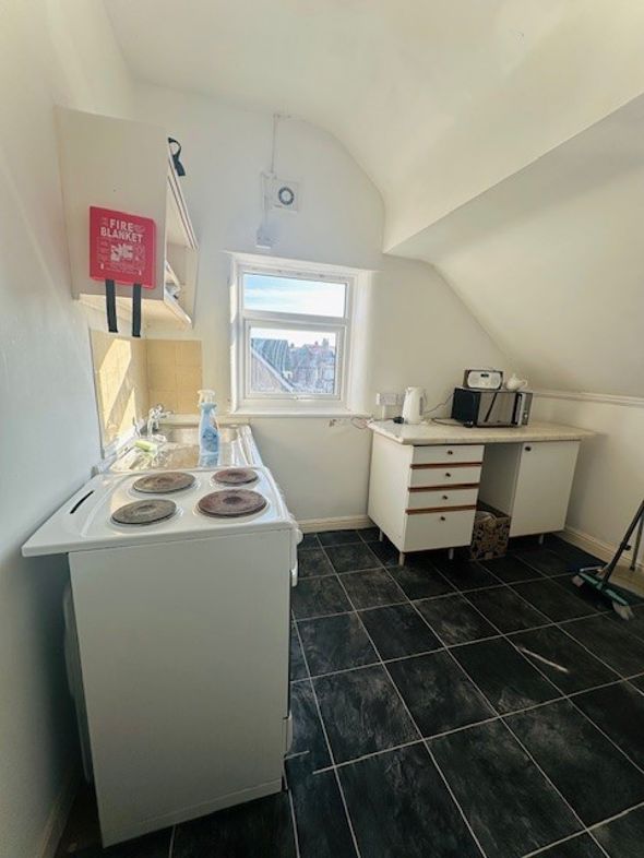 Property image 16 of 59