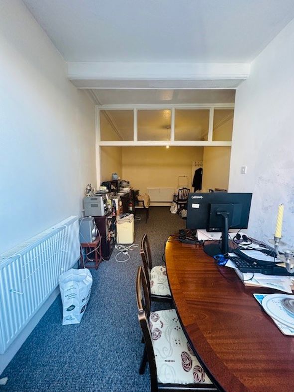Property image 30 of 59