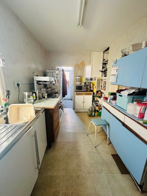 Property image 32 of 59