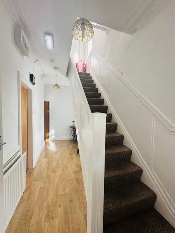 Property image 33 of 59