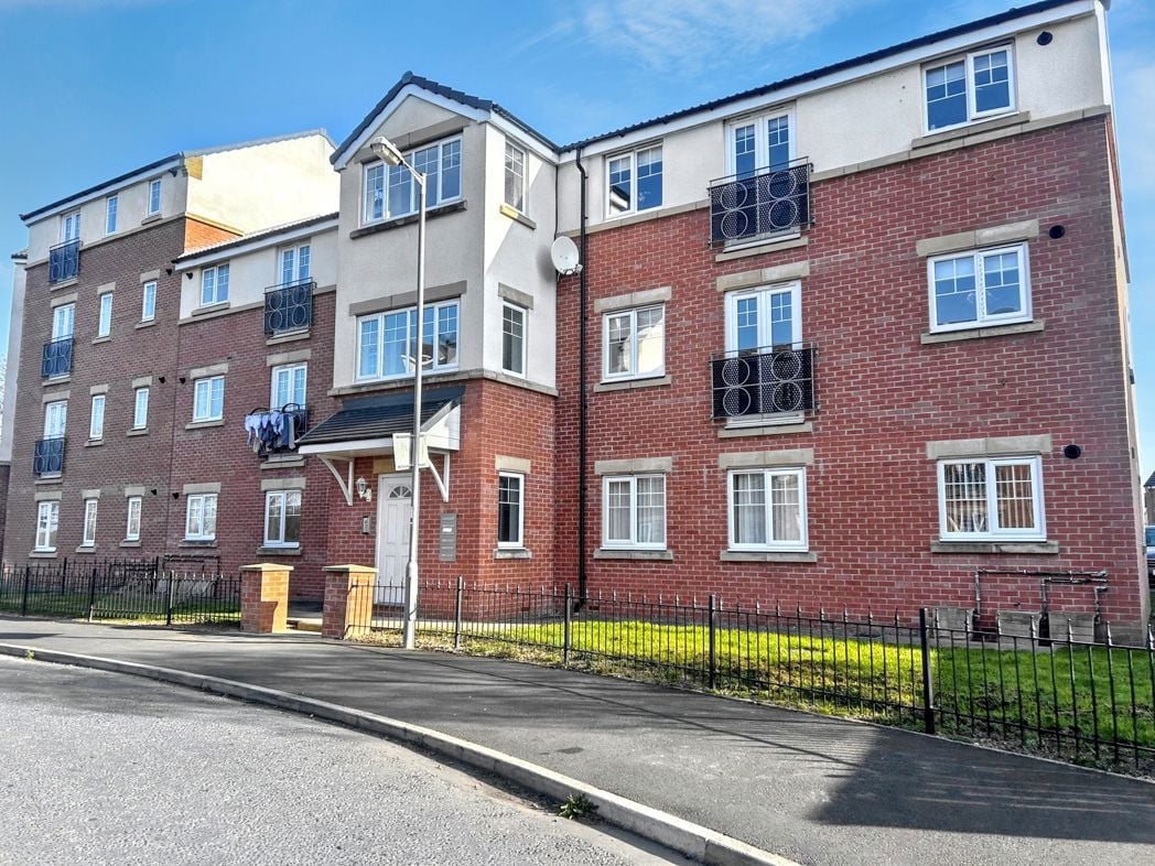 Property image 1 of 17