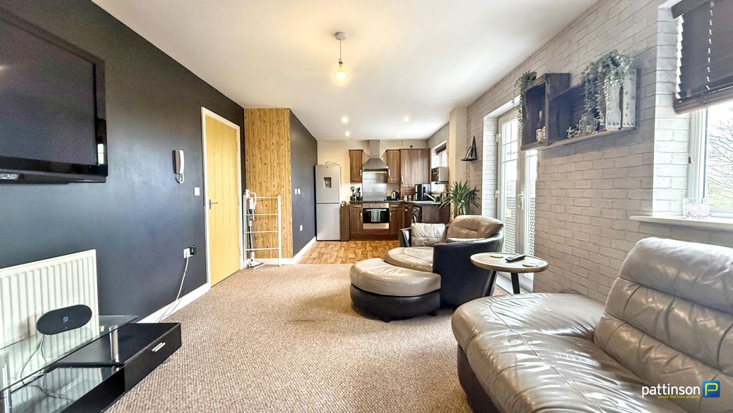 Property image 5 of 17