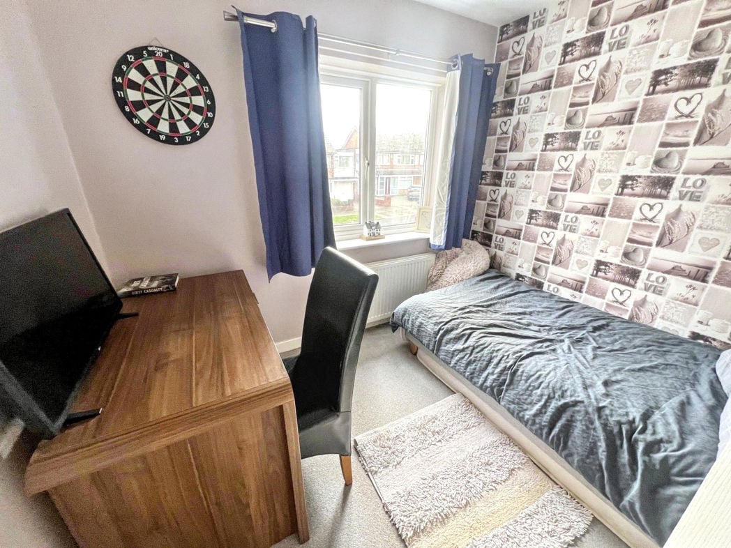 Property image 10 of 17